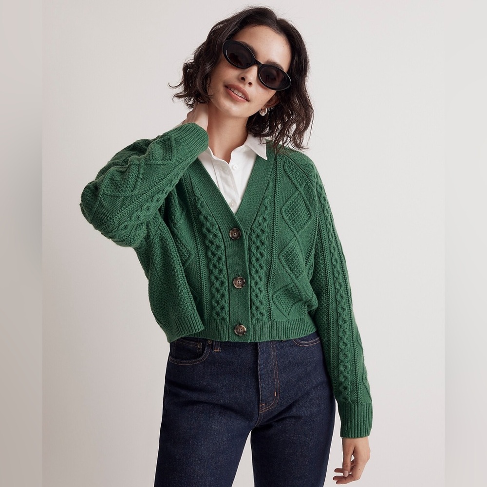 Madewell Cable-Knit Cropped Cardigan in Varsity Green